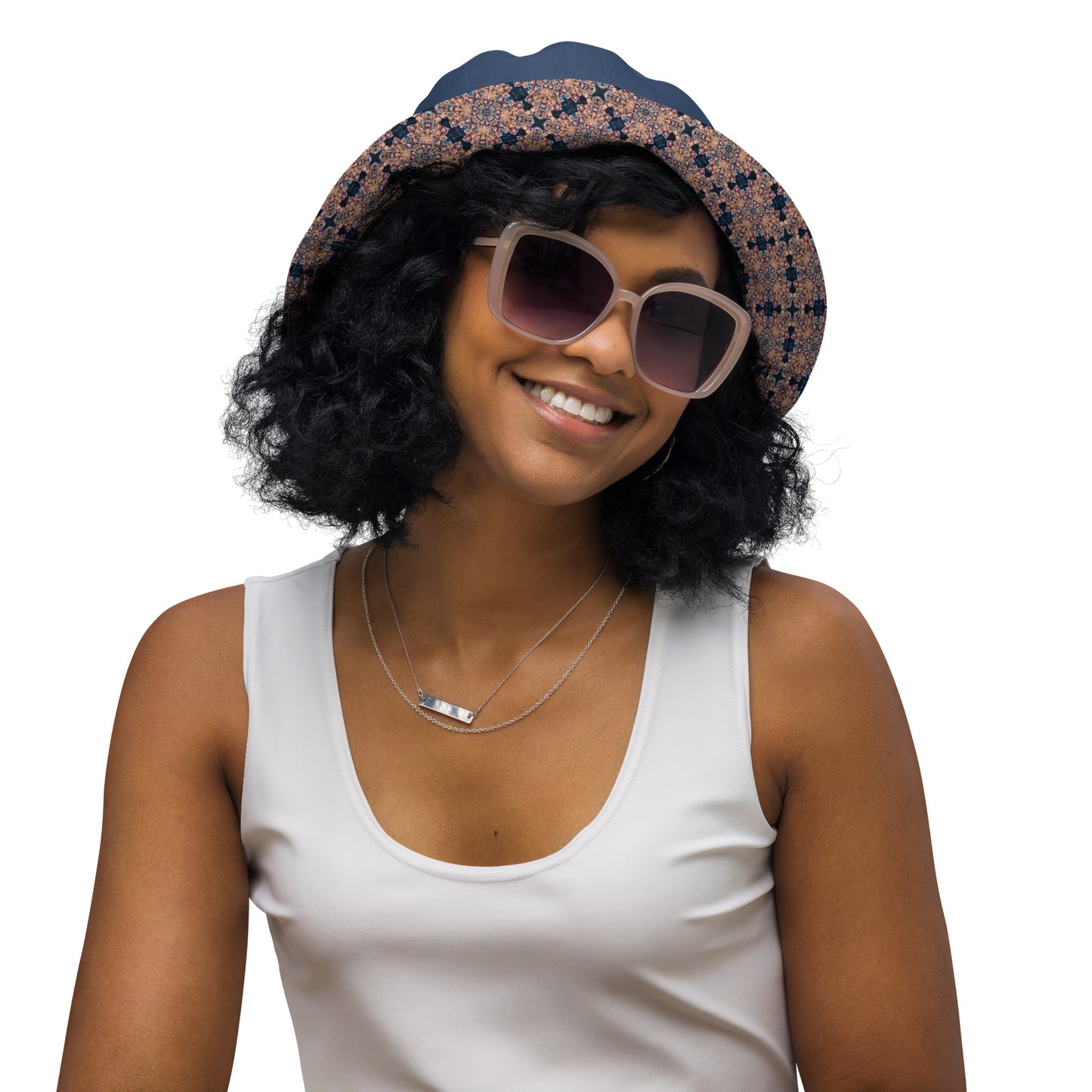 The Gianyar reversible bucket hat