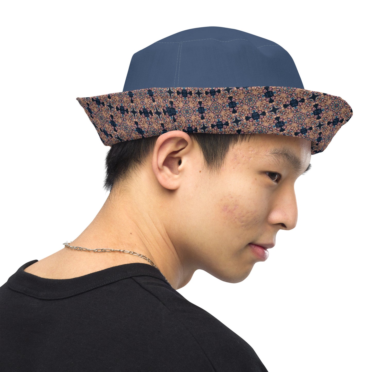 The Gianyar reversible bucket hat